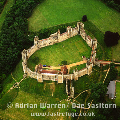 Aeriial photo of Framlingham Castle, Suffolk, East Anglia