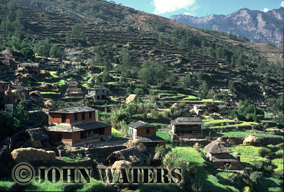 b-JWnepal57 : Village of Ghara, near Tatopani, Nepal