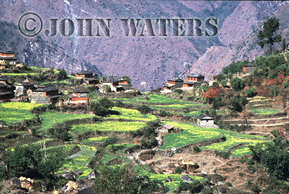 b-JWnepal60 : Village of Ghara, near Tatopani, Nepal